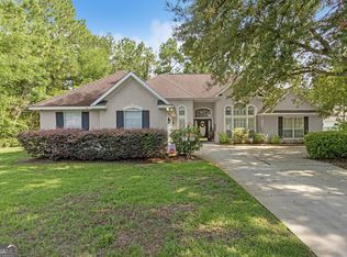 203 Cumberland Dr, Kingsland, GA 31548