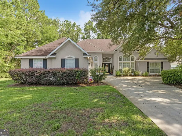 203 Cumberland Dr, Kingsland, GA 31548