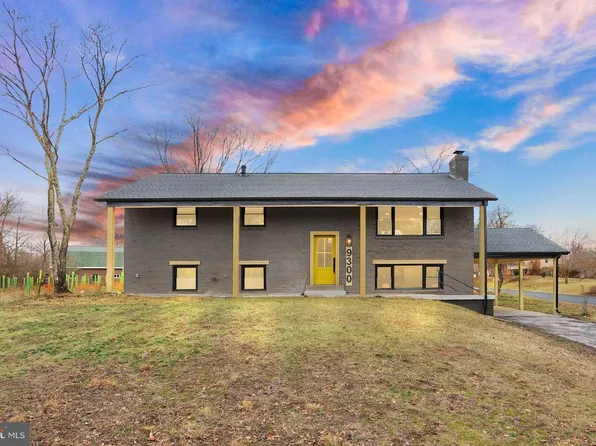 9300 Woodland Rd, Pomfret, MD 20675