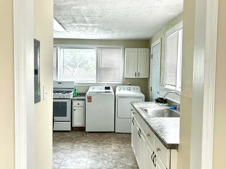 505 Martin Rd #1 — Photo 7