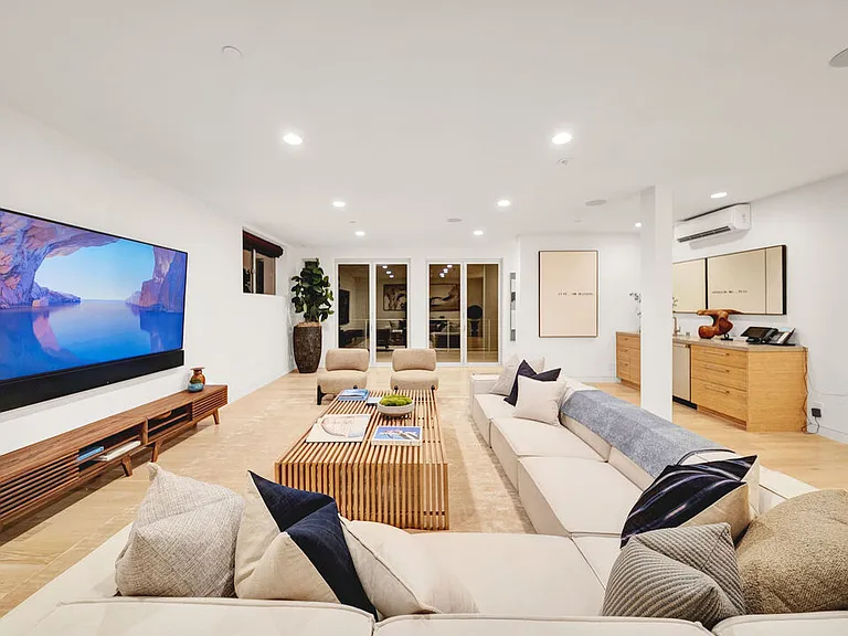 2915 Tuna Canyon Rd — Photo 38