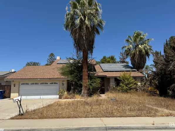 8000 Shetland Dr, Bakersfield, CA 93309