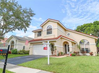 2825 NW 70th Ave, Margate, FL 33063