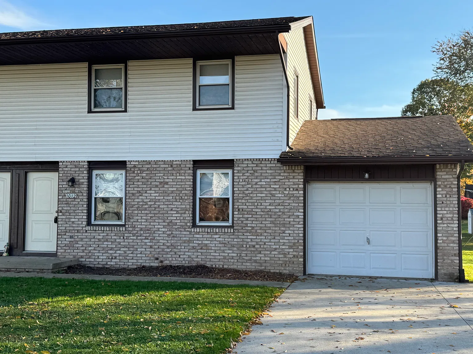 3 bed, 1.5 bath, $1,250 — Photo 3