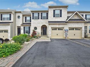 275 Milkweed Dr, Allentown, PA 18104