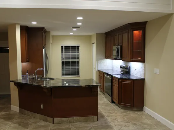 926 NW Spruce Ridge Dr, Stuart, FL 34994