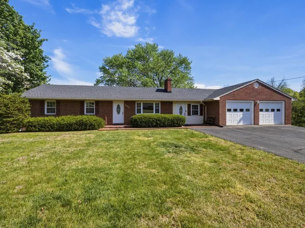 6935 Tinkerdale Rd, Roanoke, VA 24019