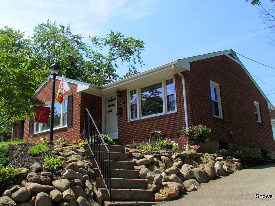 For Sale: 2627 Westhampton AVE SW, Roanoke, Virginia 24015