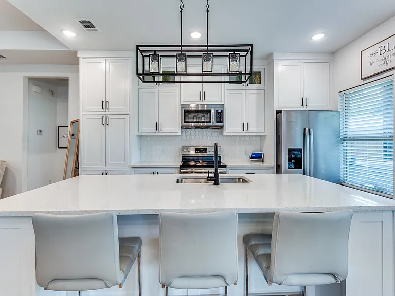2830 S Marsalis Ave — Photo 14