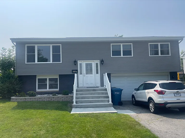 938 Jackson Pl — Photo 1