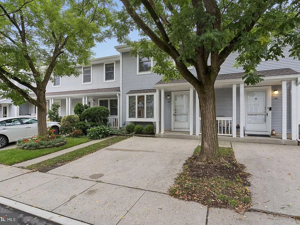117 William Patterson Ct