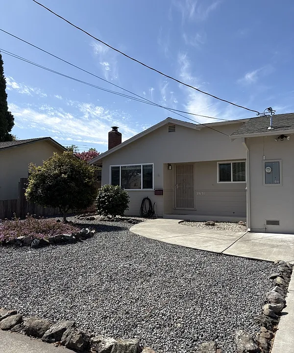 7631 Adrian Dr