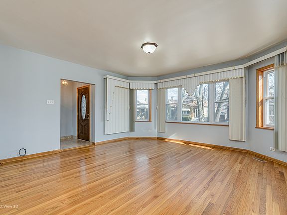 4th image of 3100 N 77th Ct