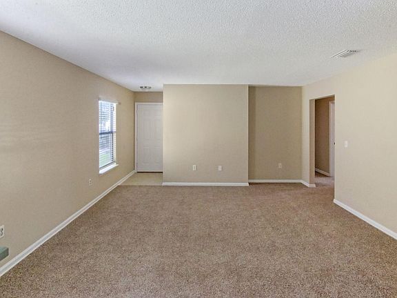 4th image of 7939 Cherry Blossom Dr N