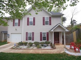 1211 Maury Ln, Greensboro, NC 27401
