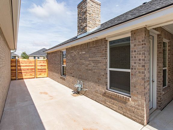 4th image of 7909 Zoe Dr