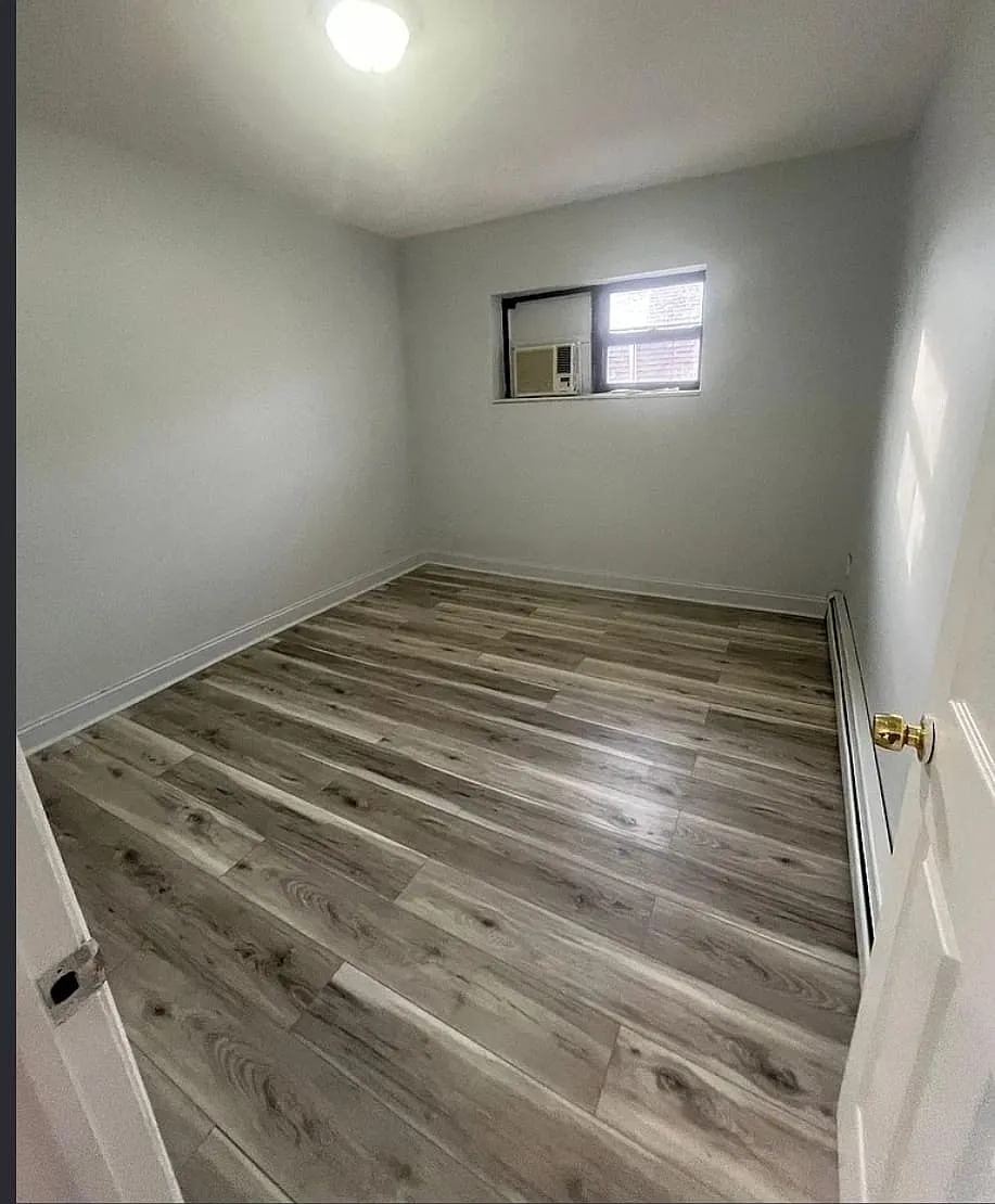 257 Sherman Ave — Photo 3