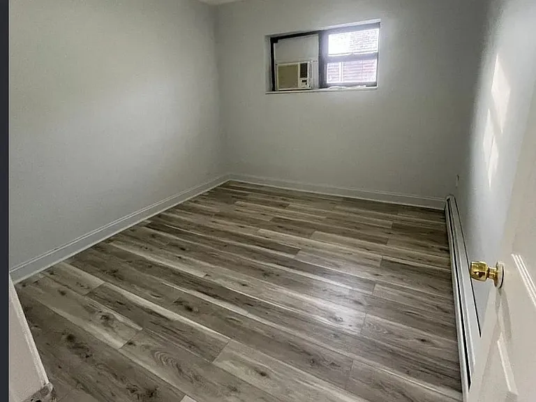 257 Sherman Ave #1A — Photo 3