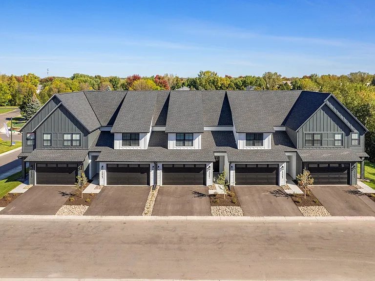 Foxtail Hollow Townhomes — Photo 32