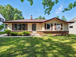 9634 W Arch Ave, Milwaukee, WI 53224