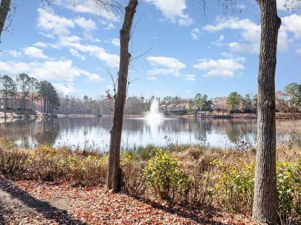 8231 Allyns Landing Way APT 101, Raleigh, NC 27615