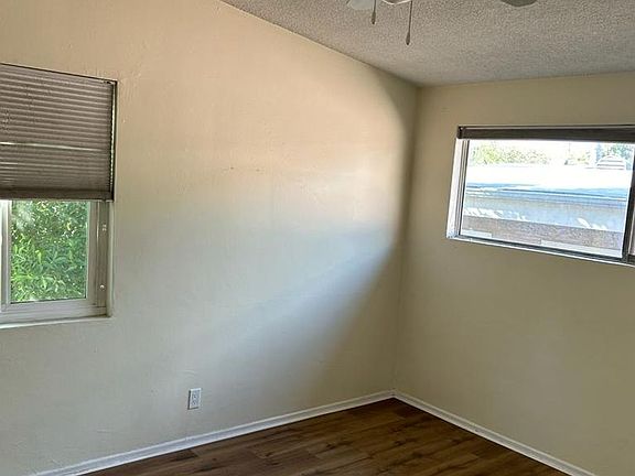 5th image of 3003-07 Rowena Ave #6