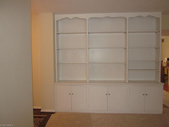 4th image of 13610 Shaker Blvd APT 303