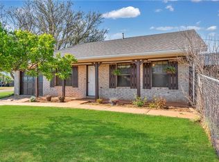 801 E 1st St, Elk City, OK 73644