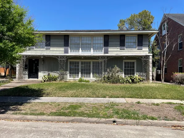 1750 Wroxton Ct, Houston, TX 77005