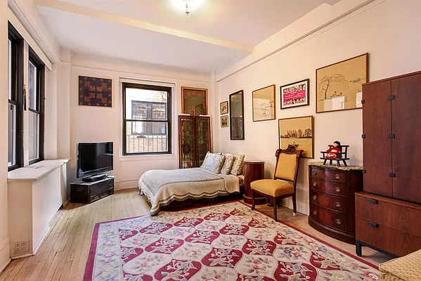 Sold by Corcoran | media 2