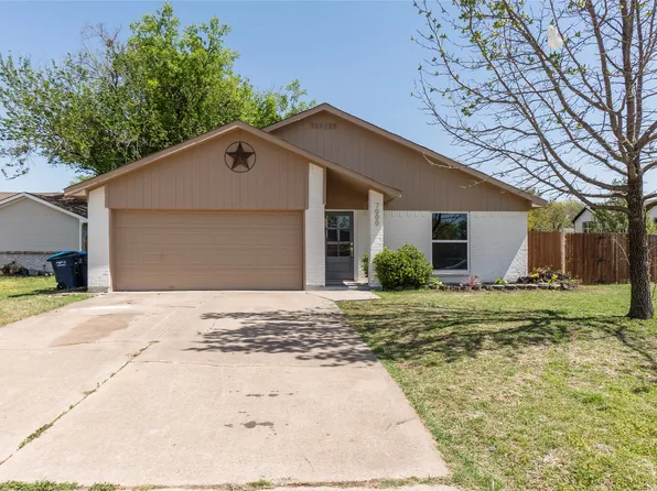 7000 Rose Lea Ct, Fort Worth, TX 76137