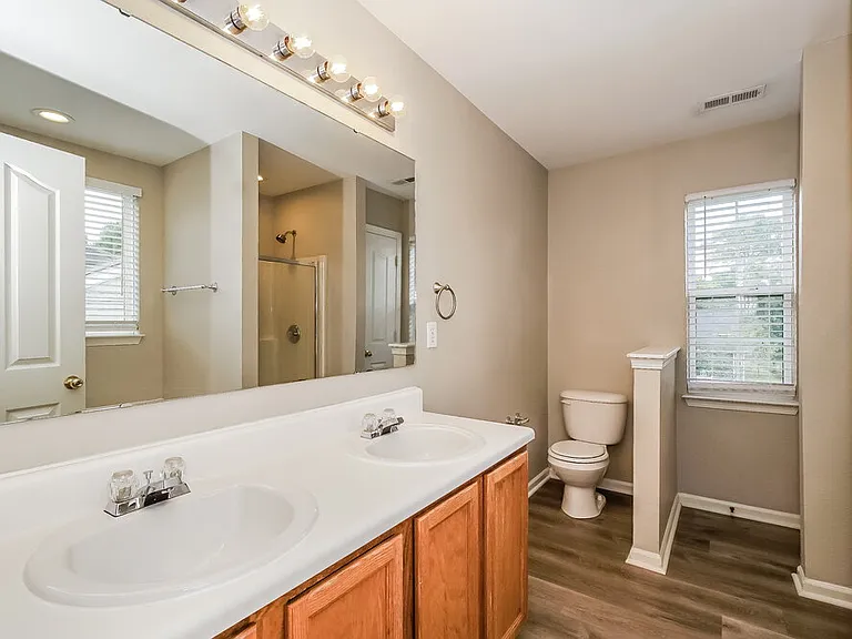 10126 Green Hedge Ave — Photo 11