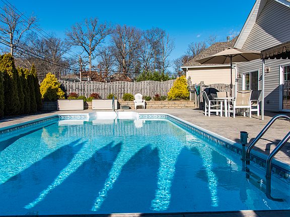 2nd image of 9145 Sway Branch Ln