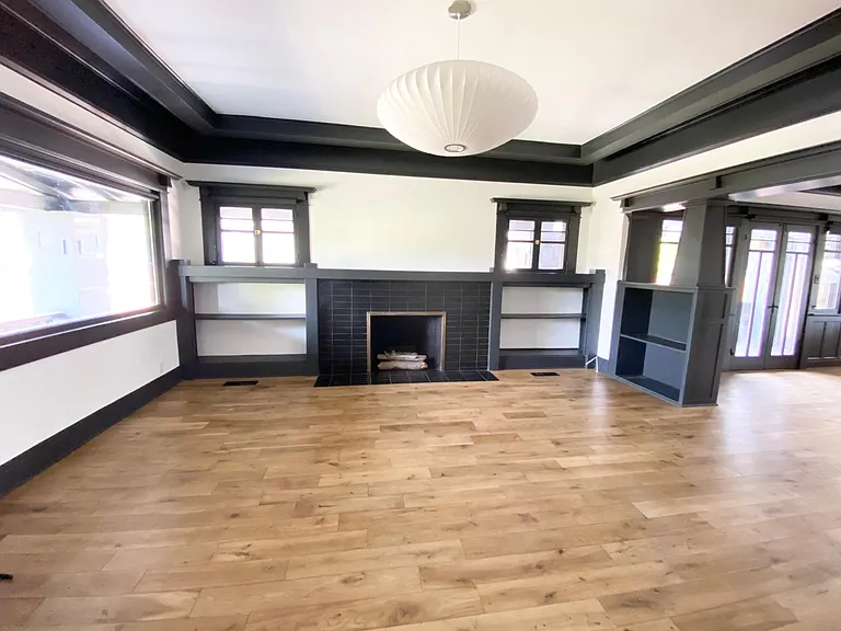 1548 W 48th St — Photo 50