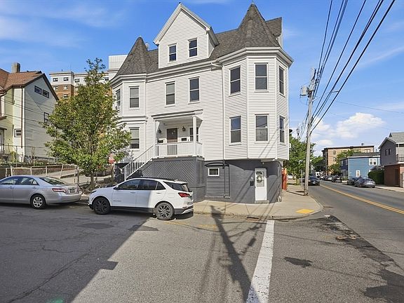 2nd image of 3 Nahant Ave #3