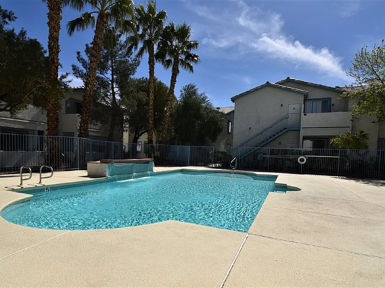 4960 Harrison Dr #233 — Photo 22