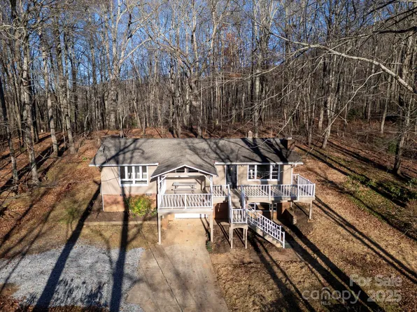 169 Balsamview Dr, Balsam, NC 28707