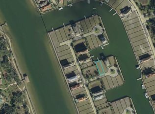 6 Captains Ct, Palm Coast, FL 32137