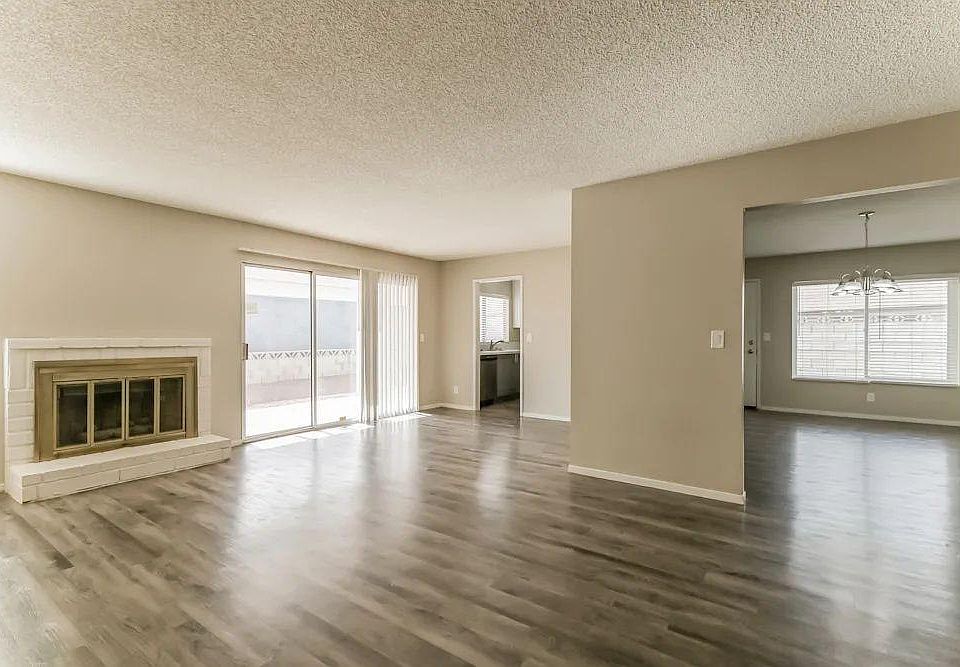 1st image of 4374 Honeycomb Dr