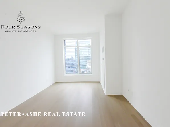 30 Park Place 39D image 3 of 18