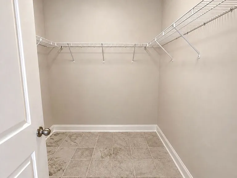981 Bronwyn Cir — Photo 13
