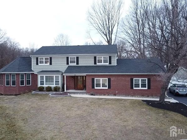 20 Wedgewood Ct, East Brunswick, NJ 08816