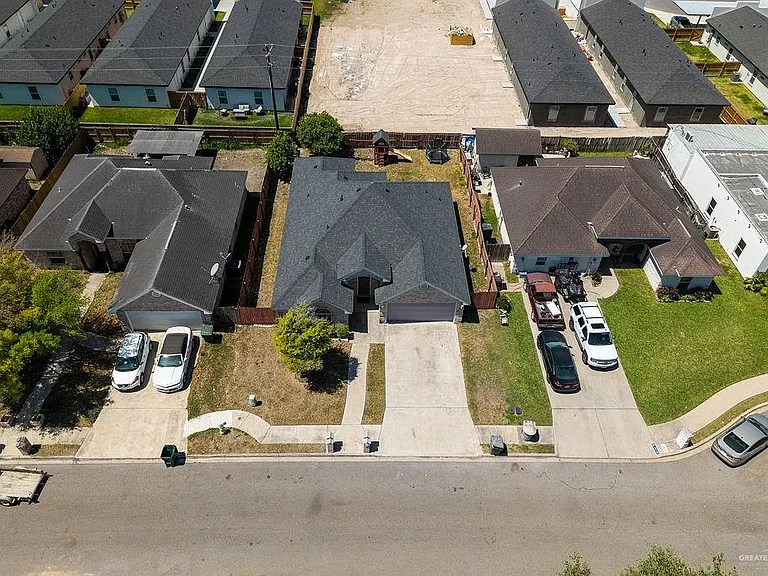1909 Buffalo Ave — Photo 15