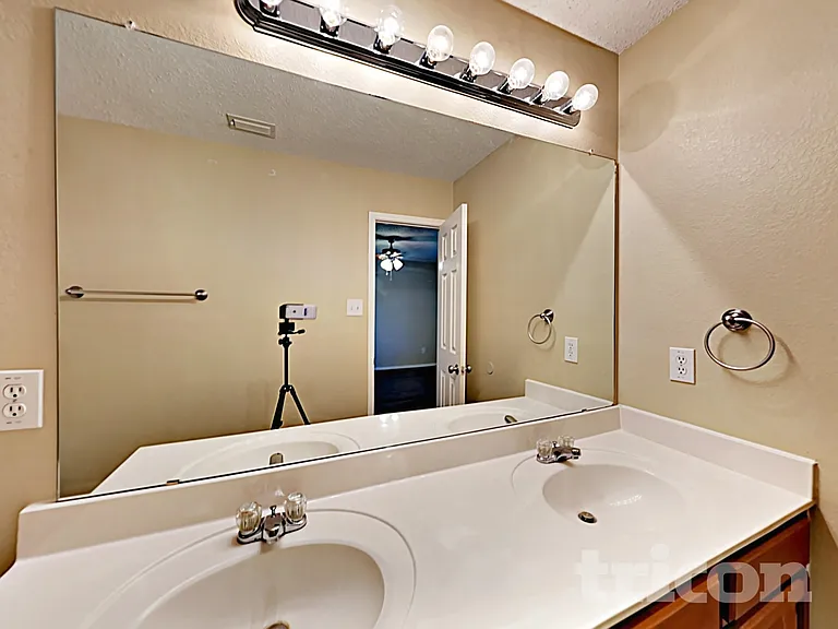 7109 Galveston Dr — Photo 13