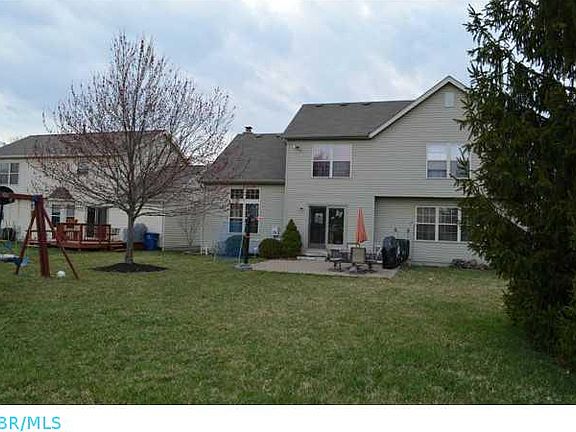 3rd image of 4066 Pathfield Dr