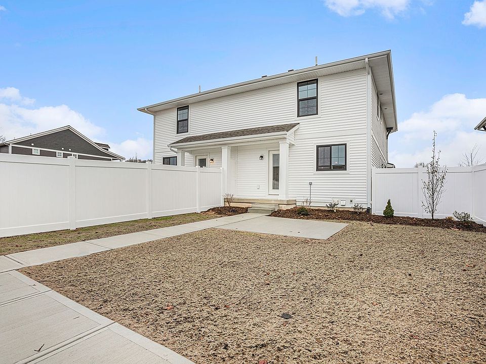 4713 Macatawa Legends Blvd, Holland, MI 49424 Zillow