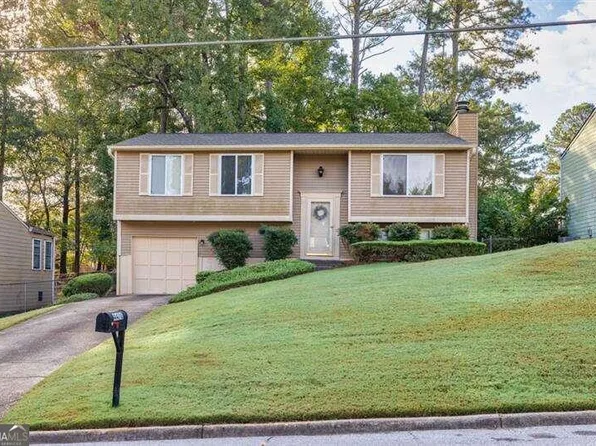 4470 Hopkins Lake Dr, Duluth, GA 30096