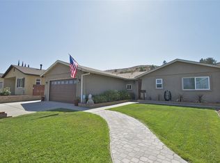 9822 Medina Dr, Santee, CA 92071