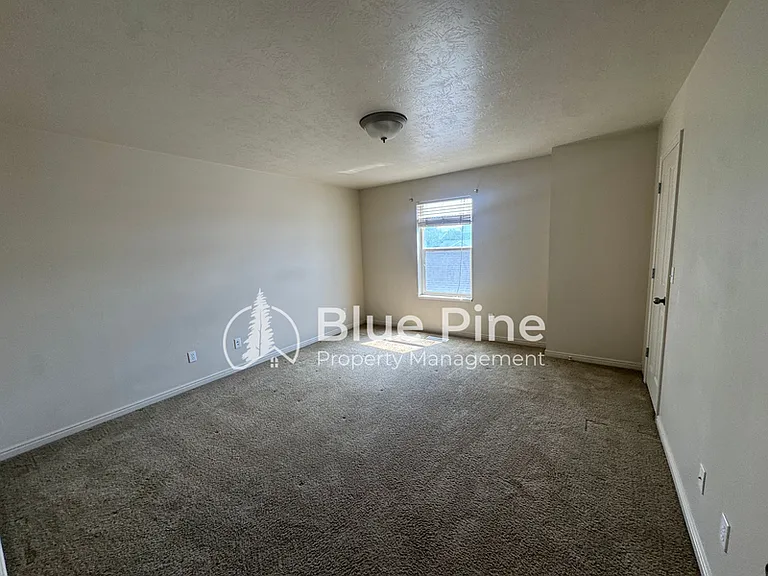 429 Raven Way — Photo 15
