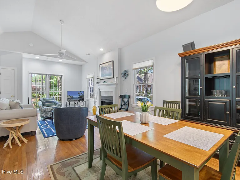 4148 Carlyle Pl SE — Photo 7